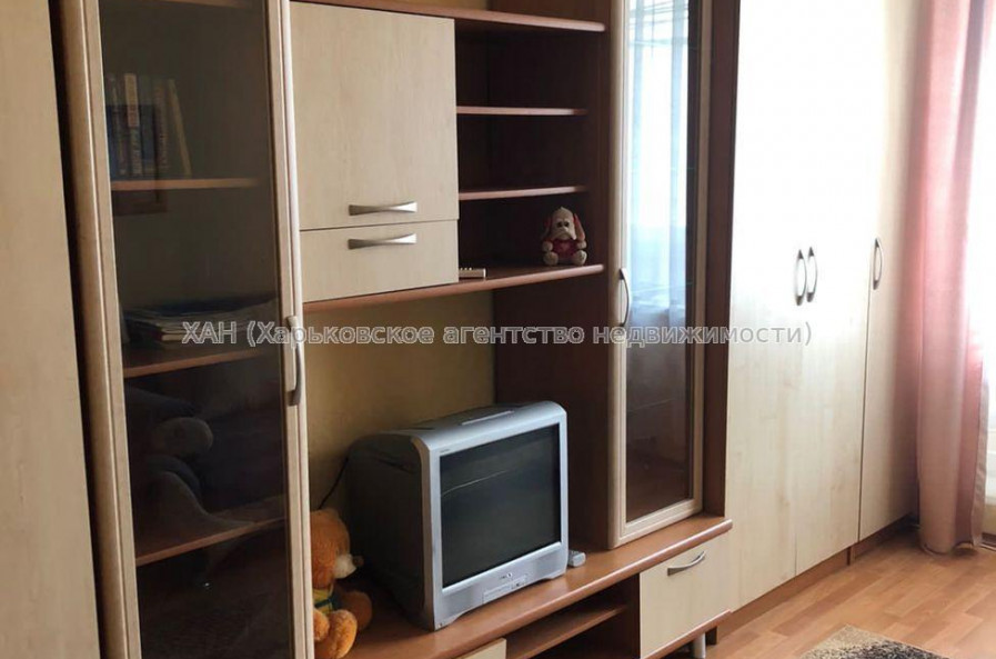 Продам квартиру, Академика Павлова ул. , 1 кім., 37 м², советский ремонт 