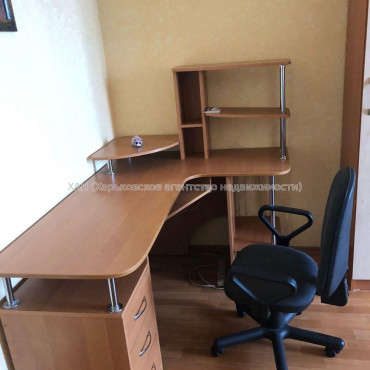 Продам квартиру, Академика Павлова ул. , 1 кім., 37 м², советский ремонт 