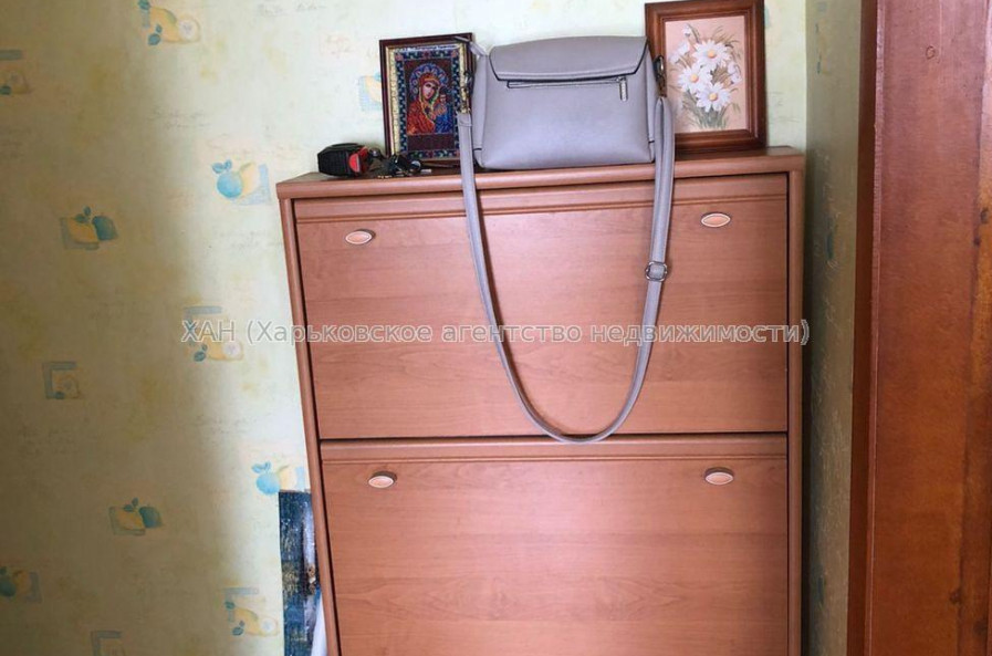 Продам квартиру, Академика Павлова ул. , 1 кім., 37 м², советский ремонт 