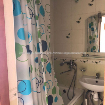 Продам квартиру, Академика Павлова ул. , 1 кім., 37 м², советский ремонт 