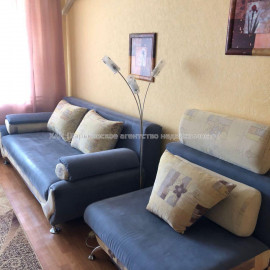 Продам квартиру, Академика Павлова ул. , 1 кім., 37 м², советский ремонт