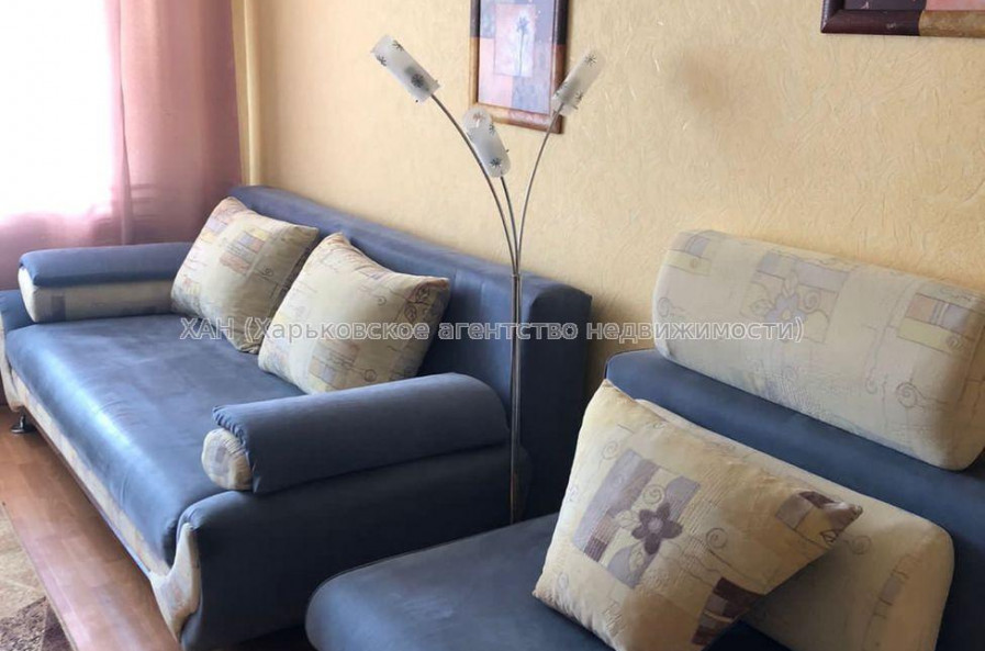 Продам квартиру, Академика Павлова ул. , 1 кім., 37 м², советский ремонт 