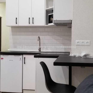 Продам квартиру, Льва Ландау просп. , 1  ком., 39 м², капитальный ремонт 