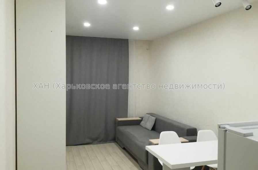 Продам квартиру, Льва Ландау просп. , 1  ком., 39 м², капитальный ремонт 