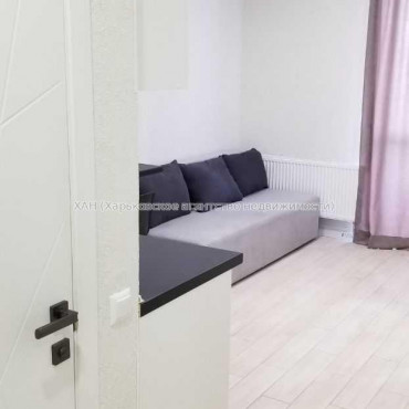 Продам квартиру, Льва Ландау просп. , 1  ком., 39 м², капитальный ремонт 