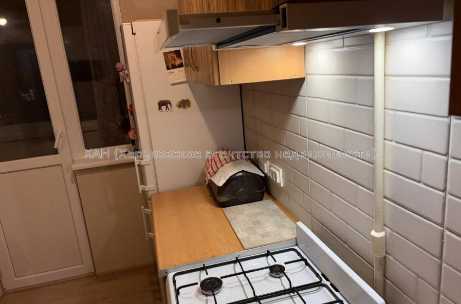 Продам квартиру, Соборности Украины ул. , 3 кім., 70 м², капитальный ремонт 