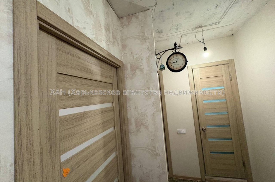 Продам квартиру, Соборности Украины ул. , 3 кім., 70 м², капитальный ремонт 