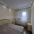 Продам квартиру, Науки просп. , 3  ком., 130 м², авторский дизайн 