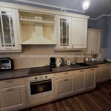 Продам квартиру, Науки просп. , 3  ком., 130 м², авторский дизайн 