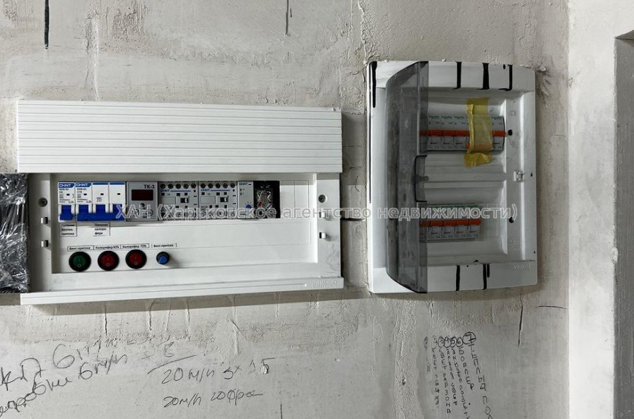 Продам квартиру, Героев Харькова просп. , 2  ком., 50 м², без отделочных работ 