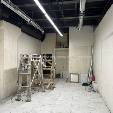 Продам квартиру, Героев Харькова просп. , 2  ком., 50 м², без отделочных работ 