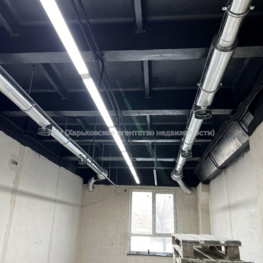 Продам квартиру, Героев Харькова просп. , 2  ком., 50 м², без отделочных работ 