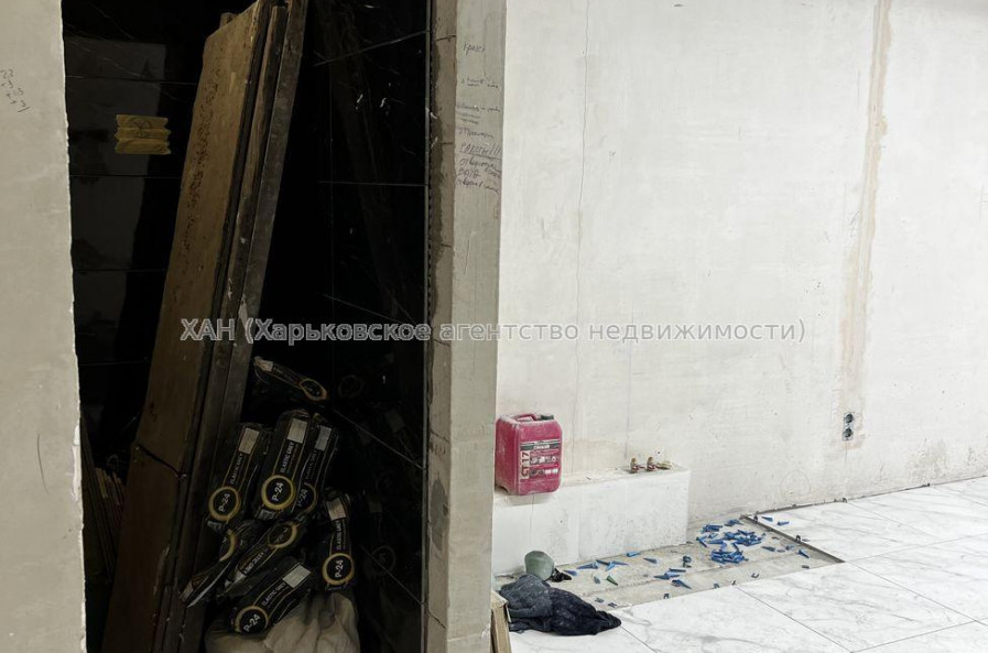 Продам квартиру, Героев Харькова просп. , 2  ком., 50 м², без отделочных работ 