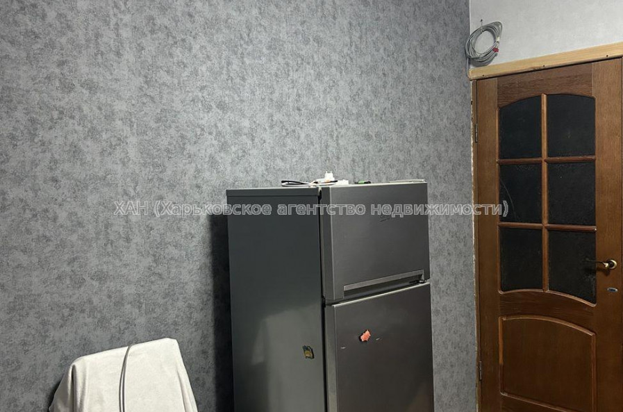 Продам квартиру, Яны Червоной ул. , 1  ком., 65 м², косметический ремонт 