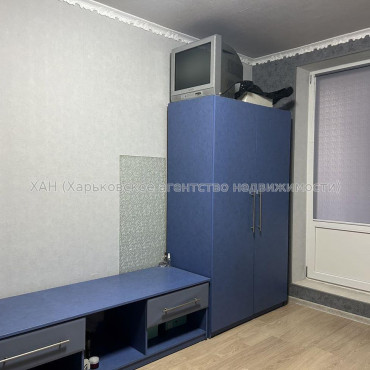 Продам квартиру, Бучмы ул. , 1 кім., 65 м², косметический ремонт 