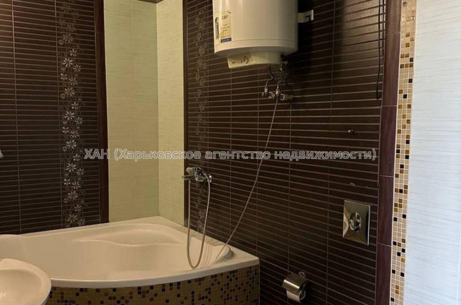 Продам квартиру, Салтовское шоссе , 73А , 2  ком., 61 м², евроремонт 