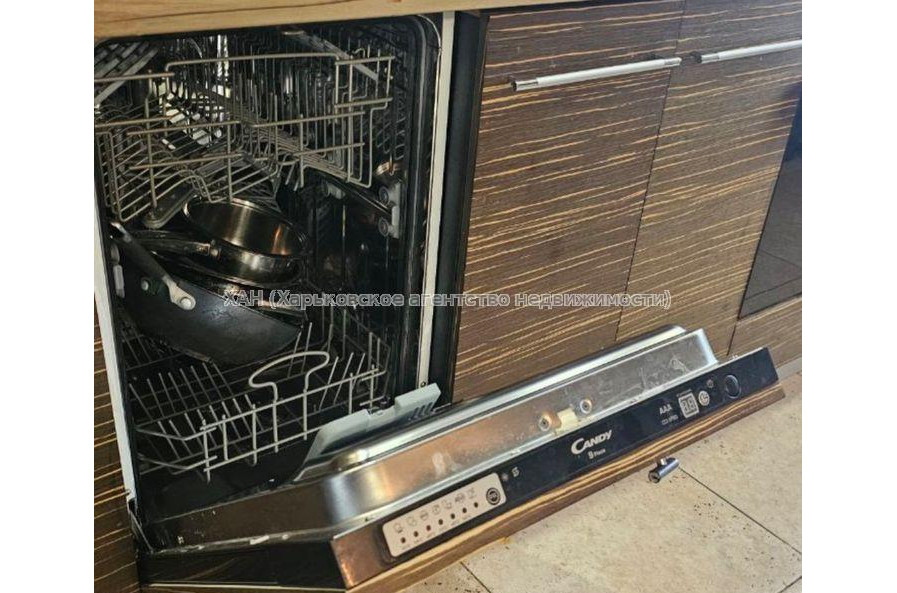 Продам квартиру, Салтовское шоссе , 73А , 2  ком., 61 м², евроремонт 