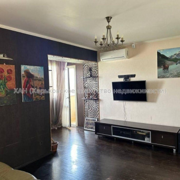 Продам квартиру, Салтовское шоссе , 73А , 2  ком., 61 м², евроремонт 