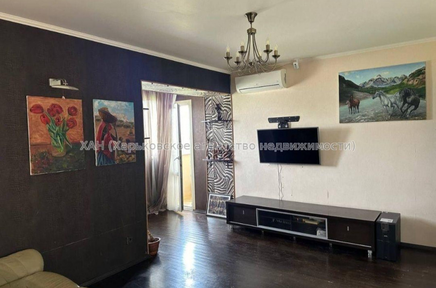 Продам квартиру, Салтовское шоссе , 73А , 2  ком., 61 м², евроремонт 