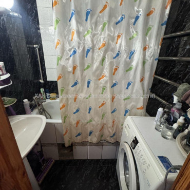 Продам квартиру, Юбилейный просп. , 44 , 3 кім., 69 м², евроремонт 