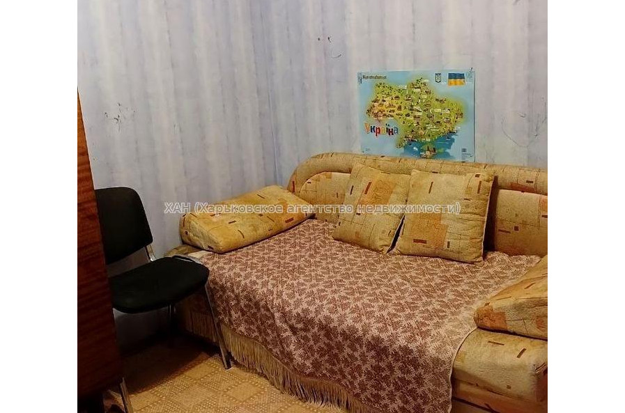 Продам квартиру, Ахсарова Энвера ул. , 2 кім., 46 м², частичный ремонт 