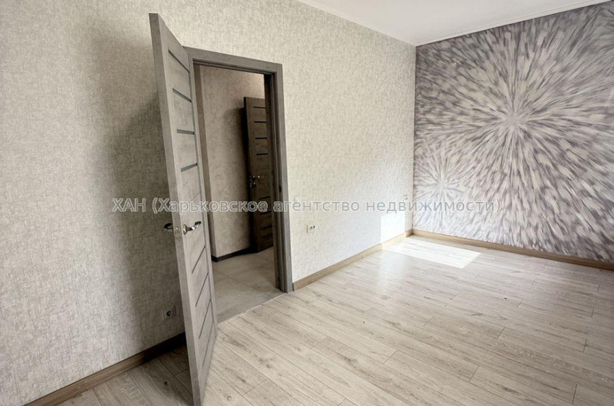 Продам квартиру, Юбилейный просп. , 72 , 2 кім., 66 м², евроремонт 