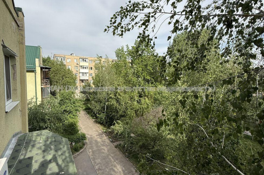 Продам квартиру, Юбилейный просп. , 72 , 2 кім., 66 м², евроремонт 