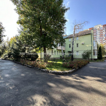 Продам квартиру, Юбилейный просп. , 72 , 2 кім., 66 м², евроремонт 