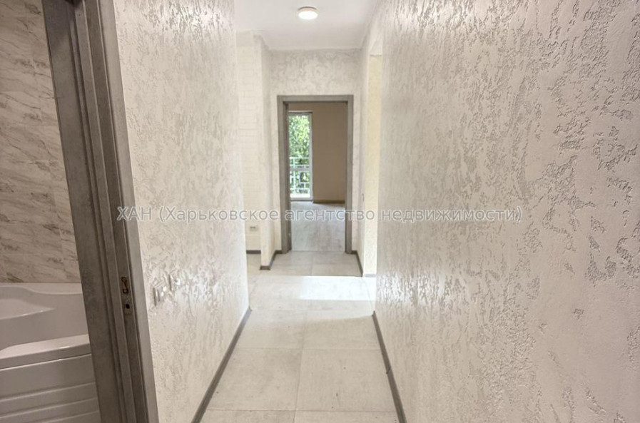 Продам квартиру, Юбилейный просп. , 72 , 2 кім., 66 м², евроремонт 