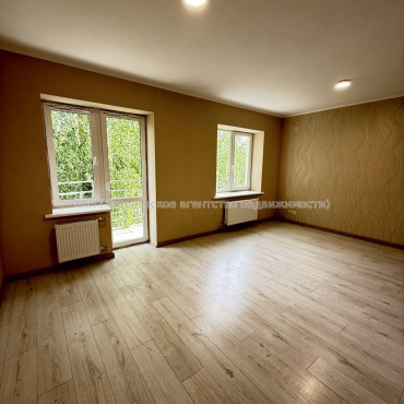 Продам квартиру, Юбилейный просп. , 72 , 2 кім., 66 м², евроремонт 