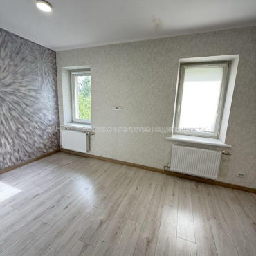 Продам квартиру, Юбилейный просп. , 72 , 2 кім., 66 м², евроремонт 