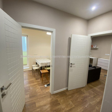 Продам квартиру, Дача 55 ул. , 1 кім., 45 м², авторский дизайн 