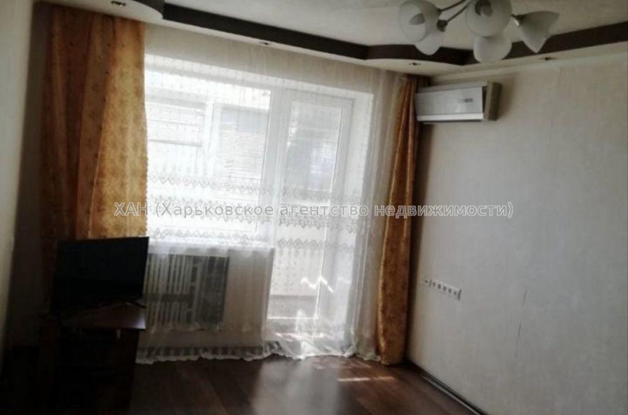 Продам квартиру, Светлая ул. , 1  ком., 32 м², капитальный ремонт 