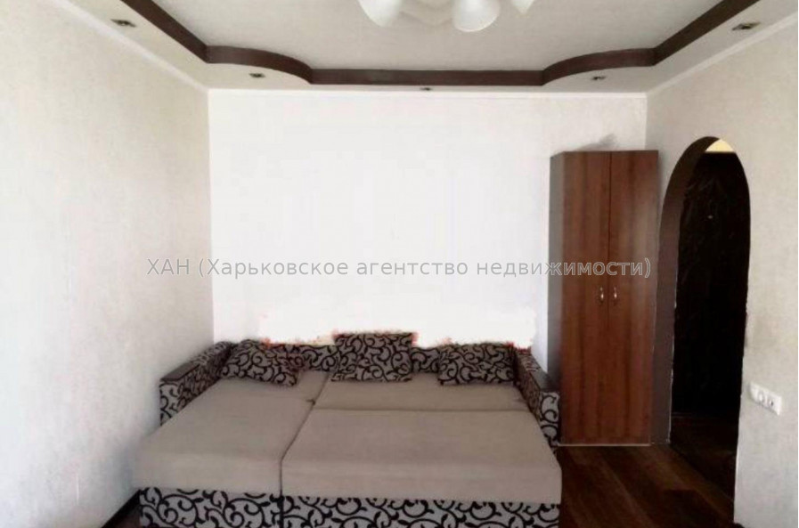 Продам квартиру, Светлая ул. , 1  ком., 32 м², капитальный ремонт 