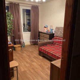 Продам квартиру, Победы просп. , 4  ком., 90 м², косметический ремонт