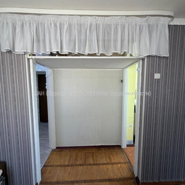 Продам квартиру, Каденюка ул. , 1 кім., 29.80 м², косметический ремонт 