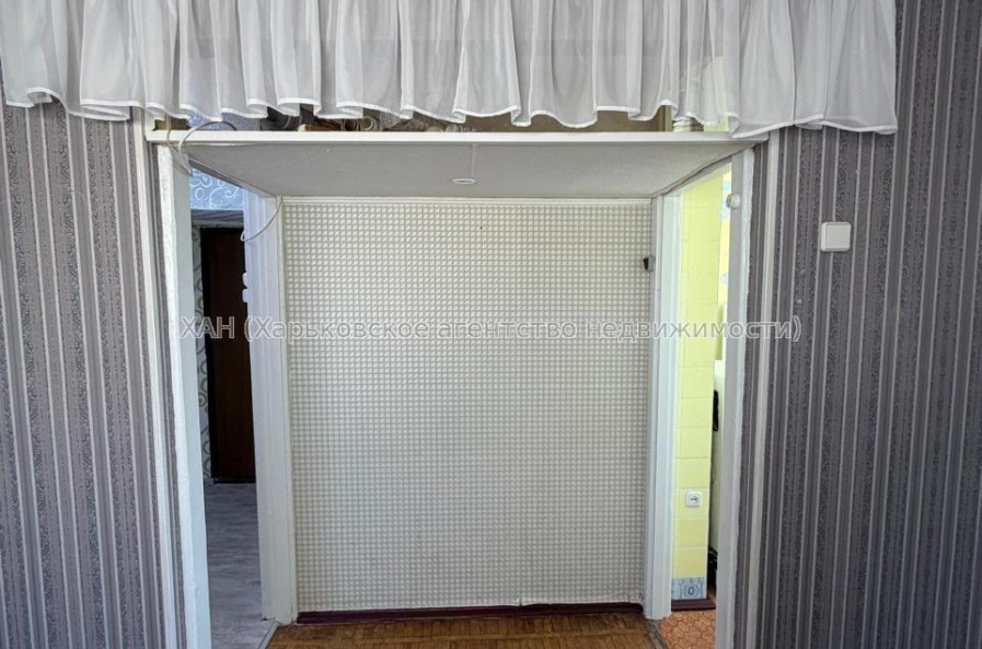 Продам квартиру, Каденюка ул. , 1 кім., 29.80 м², косметический ремонт 