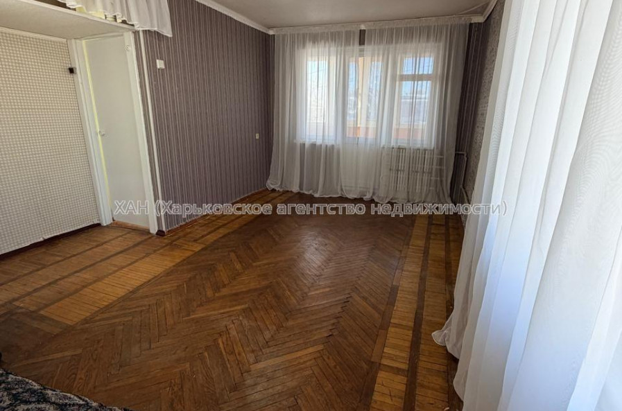 Продам квартиру, Каденюка ул. , 1 кім., 29.80 м², косметический ремонт 