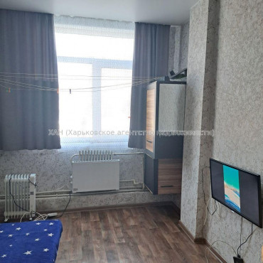 Продам квартиру, Золочевская ул. , 1  ком., 14 м², капитальный ремонт 