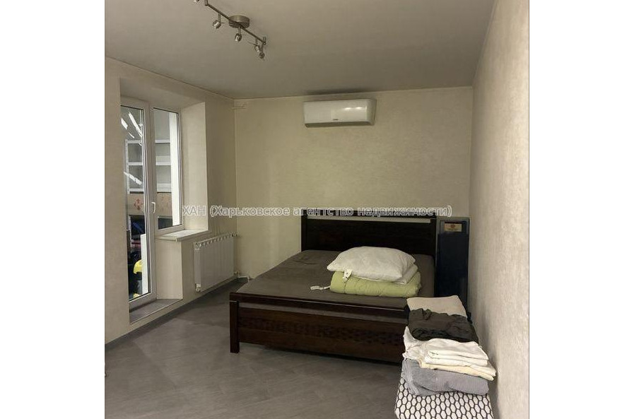 Продам квартиру, Залесская ул. , 2 кім., 53.60 м², евроремонт 