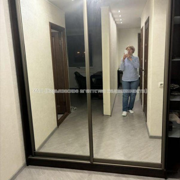 Продам квартиру, Залесская ул. , 2 кім., 53.60 м², евроремонт 