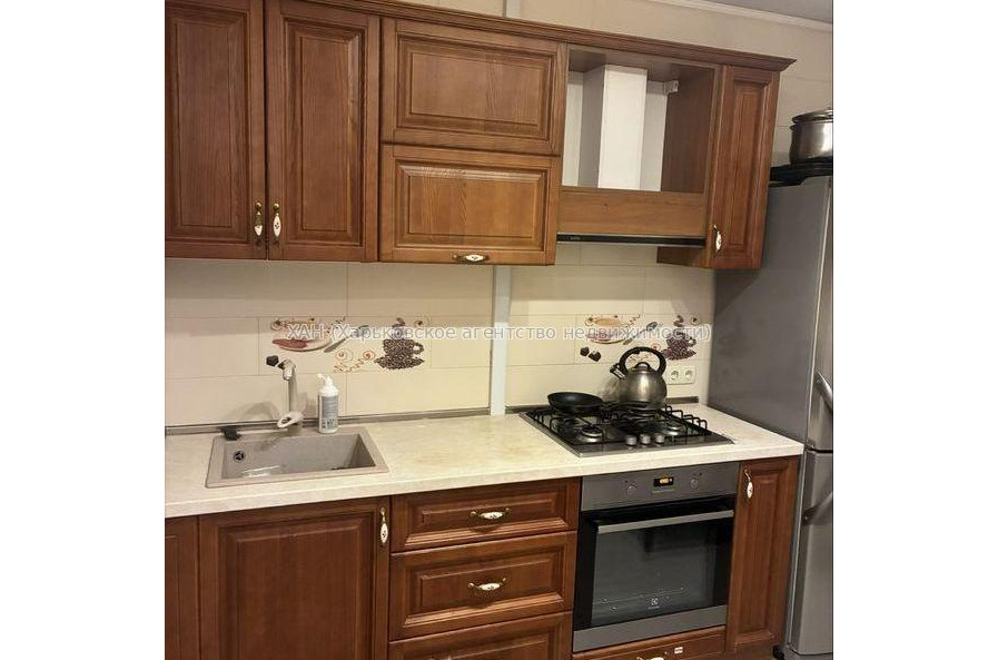 Продам квартиру, Залесская ул. , 2 кім., 53.60 м², евроремонт 