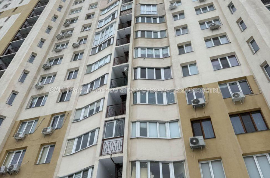 Продам квартиру, Юбилейный просп. , 3  ком., 105 м², евроремонт 
