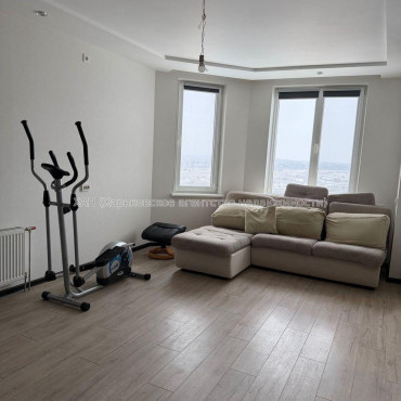 Продам квартиру, Юбилейный просп. , 3  ком., 105 м², евроремонт 