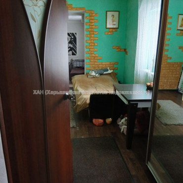 Продам квартиру, Михайлика ул. , 2 кім., 30 м², косметический ремонт 