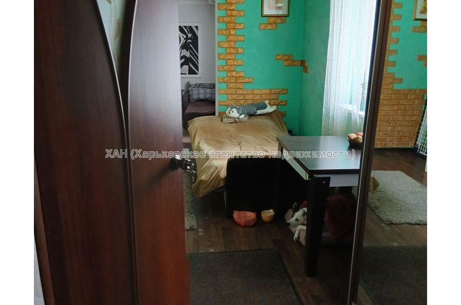 Продам квартиру, Михайлика ул. , 2 кім., 30 м², косметический ремонт 