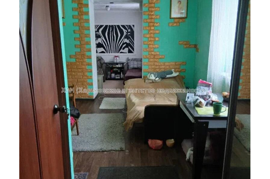 Продам квартиру, Михайлика ул. , 2  ком., 30 м², косметический ремонт 