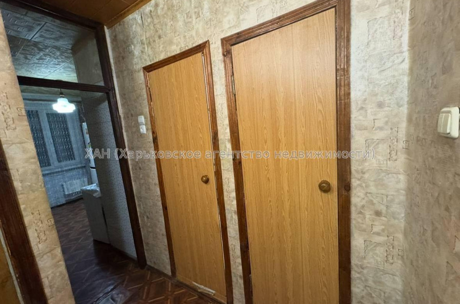 Продам квартиру, Метростроителей ул. , 1 кім., 38 м², советский ремонт 