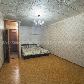 Продам квартиру, Метростроителей ул. , 1 кім., 38 м², советский ремонт