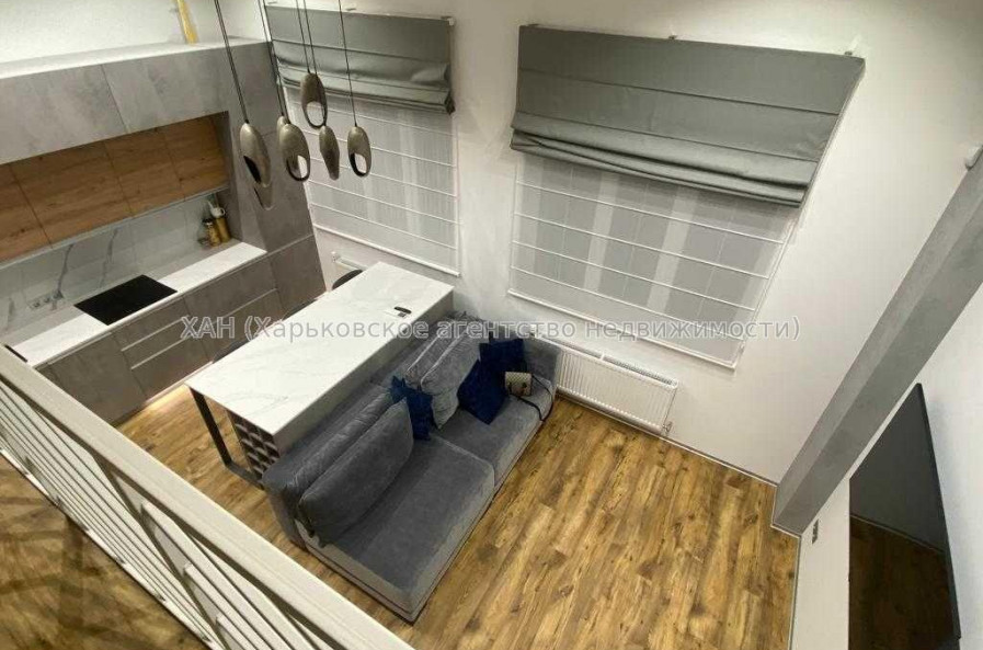 Продам квартиру, Переяславская ул. , 1 кім., 55 м², авторский дизайн 